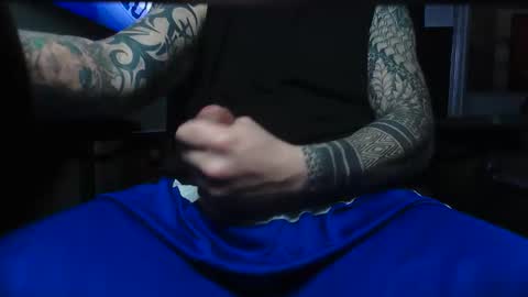 Snapshot of thicchogg chatting on January 9, 1:30 am thicchogg online show from January 9, 1:30 am