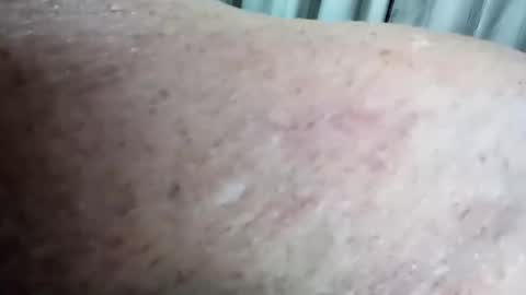 Snapshot of thickcock0008 chatting on November 8, 7:01 pm thickcock0008 online show from November 8, 7:01 pm