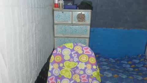 Snapshot of thickcock_bella chatting on March 2, 12:13 am thickcock bella online show from March 2, 12:13 am