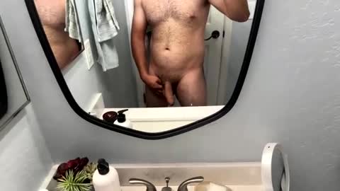 Snapshot of thickdixk068 chatting on October 25, 1:35 am thickdixk068 online show from October 25, 1:35 am