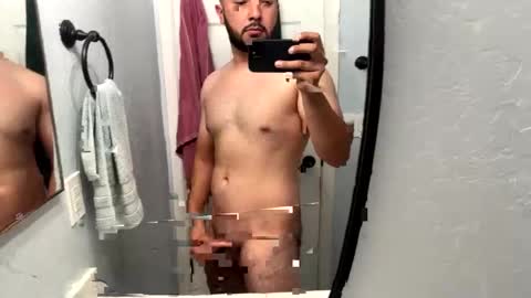 Snapshot of thickdixk068 chatting on November 8, 3:45 pm thickdixk068 online show from November 8, 3:45 pm