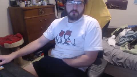 Snapshot of thickgarrett chatting on December 4, 4:43 am thickgarrett online show from December 4, 4:43 am