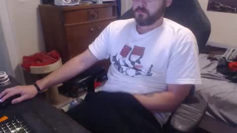 Snapshot of thickgarrett chatting on November 6, 1:01 pm thickgarrett online show from November 6, 1:01 pm