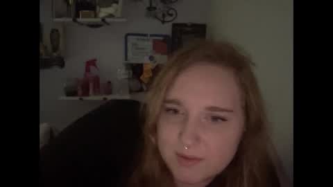 Ariel online show from December 11, 4:42 pm