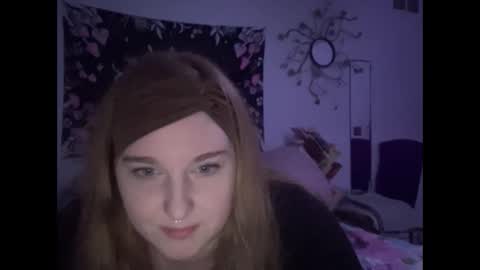 Ariel online show from January 4, 1:52 am