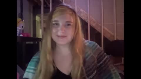 Ariel online show from January 4, 1:42 pm