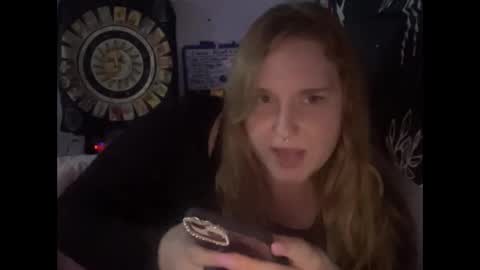 Ariel online show from January 19, 2:25 am