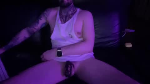 thickkone1 online show from December 16, 7:37 am