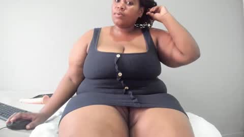 Snapshot of thickleeyanax chatting on December 5, 4:12 pm thickleeyanax online show from December 5, 4:12 pm