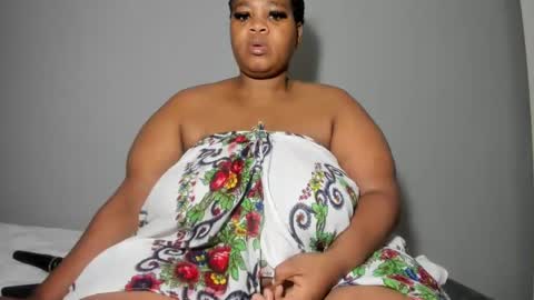 Snapshot of thickleeyanax chatting on March 1, 3:43 am thickleeyanax online show from March 1, 3:43 am