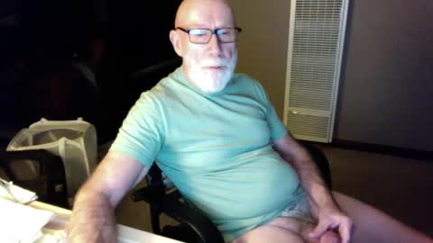 Snapshot of thickmorningwoodinyoualways chatting on December 8, 3:02 pm Thickmorningwoodinyou always online show from December 8, 3:02 pm