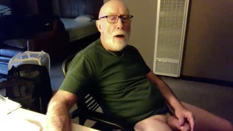 Snapshot of thickmorningwoodinyoualways chatting on December 20, 4:14 pm Thickmorningwoodinyou always online show from December 20, 4:14 pm