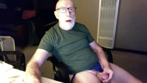 Snapshot of thickmorningwoodinyoualways chatting on December 25, 3:38 pm Thickmorningwoodinyou always online show from December 25, 3:38 pm