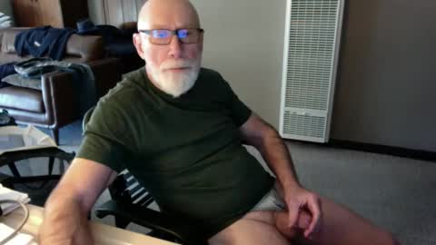 Snapshot of thickmorningwoodinyoualways chatting on February 10, 4:25 pm Thickmorningwoodinyou always online show from February 10, 4:25 pm