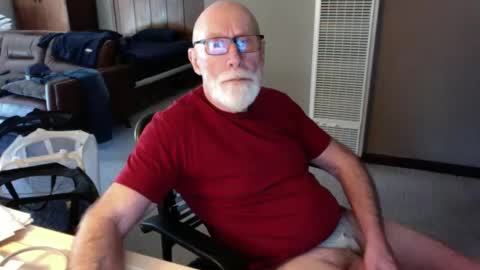 Snapshot of thickmorningwoodinyoualways chatting on February 20, 5:40 pm Thickmorningwoodinyou always online show from February 20, 5:40 pm