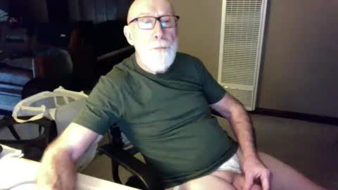 Snapshot of thickmorningwoodinyoualways chatting on March 5, 4:13 pm Thickmorningwoodinyou always online show from March 5, 4:13 pm