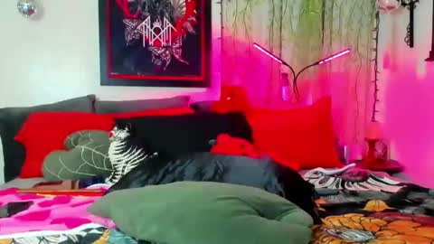 thickneyaadams online show from February 26, 4:55 am