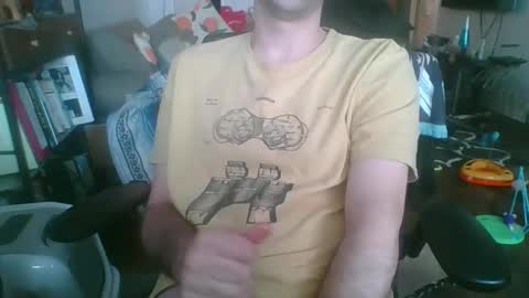 Snapshot of thickty chatting on December 3, 4:05 pm thickty online show from December 3, 4:05 pm