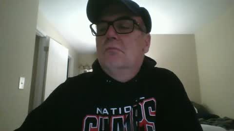 Snapshot of thickwhiteload chatting on March 6, 5:22 pm thickwhiteload online show from March 6, 5:22 pm