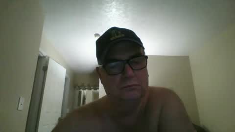 Snapshot of thickwhiteload chatting on March 6, 8:27 pm thickwhiteload online show from March 6, 8:27 pm