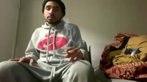 Snapshot of thickwood457 chatting on December 20, 10:50 pm thickwood457 online show from December 20, 10:50 pm