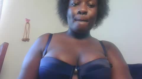 thicky4927babe online show from October 20, 11:21 am