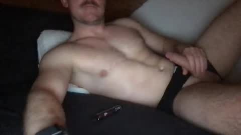 thierrinho8148 online show from April 8, 7:25 pm