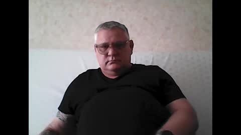 Thierrysymp online show from October 16, 3:35 pm