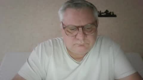 Thierrysymp online show from February 17, 4:57 pm