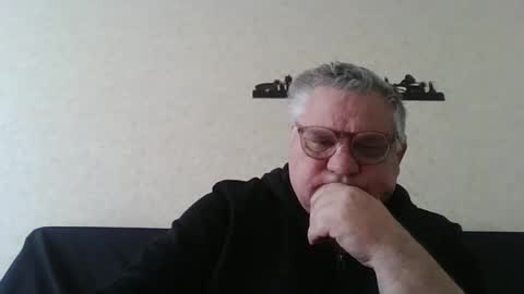Thierrysymp online show from February 26, 10:36 am