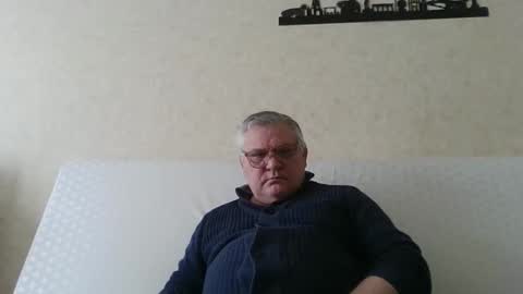 Thierrysymp online show from March 14, 9:37 am