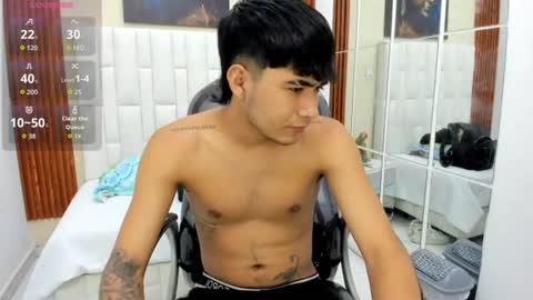 Snapshot of thiiago_collins chatting on July 11, 10:33 pm THIAGO COLLINS online show from July 11, 10:33 pm
