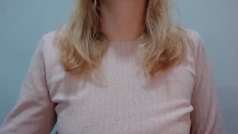 sara online show from April 2, 2:09 am