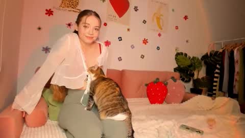 Amelia  shows on mondays fridays and sundays  if anything changes im giving updates on my fansly  online show from October 3, 5:10 pm