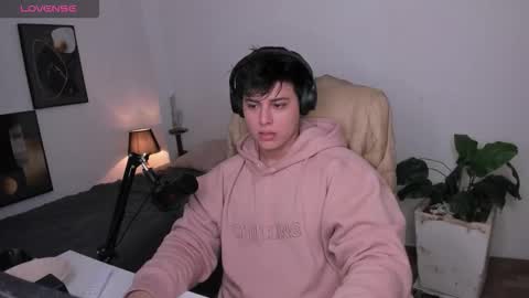 thom_ohtani online show from November 14, 3:16 am