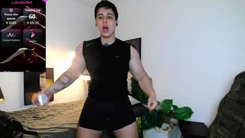 thom_ohtani online show from February 21, 10:33 pm