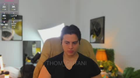 Snapshot of thom_ohtani chatting on April 28, 1:26 am thom_ohtani online show from April 28, 1:26 am