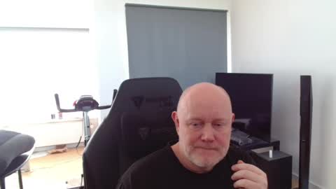 thomas806035 online show from July 29, 1:42 pm