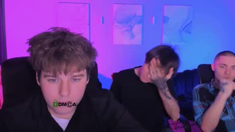 thomas_crow online show from February 13, 9:49 am