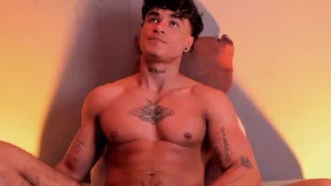 Snapshot of thomas_fit1 chatting on January 1, 3:23 am Thomas 3 JUST STAY AND BE MY LAST LOVE online show from January 1, 3:23 am