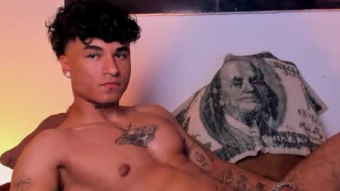 Snapshot of thomas_fit1 chatting on March 10, 2:28 am Thomas 3 JUST STAY AND BE MY LAST LOVE online show from March 10, 2:28 am