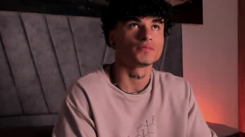 Snapshot of thomas_fit1 chatting on December 14, 2:50 am Thomas 3 JUST STAY AND BE MY LAST LOVE online show from December 14, 2:50 am