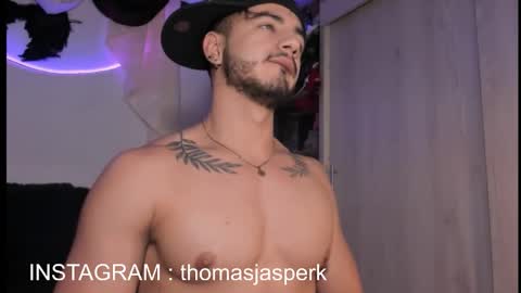 Thomas online show from February 12, 9:54 pm