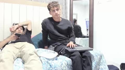 thomas_millers online show from April 12, 1:21 am