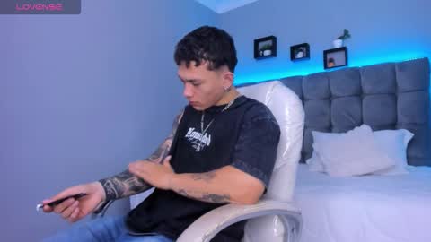 Thomas online show from January 19, 11:58 am