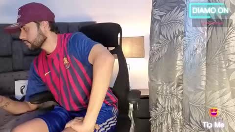 Snapshot of thomas_redcol chatting on October 26, 4:13 pm Thomas online show from October 26, 4:13 pm