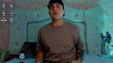 Thomas and Faon  online show from March 24, 1:54 am