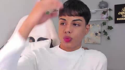 Thomas online show from November 18, 6:40 am