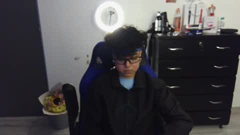 Snapshot of thomascooper_cams chatting on January 23, 2:02 am VALERIA online show from January 23, 2:02 am