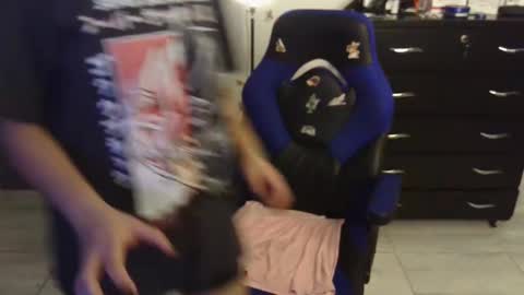 Snapshot of thomascooper_cams chatting on January 24, 7:08 am VALERIA online show from January 24, 7:08 am